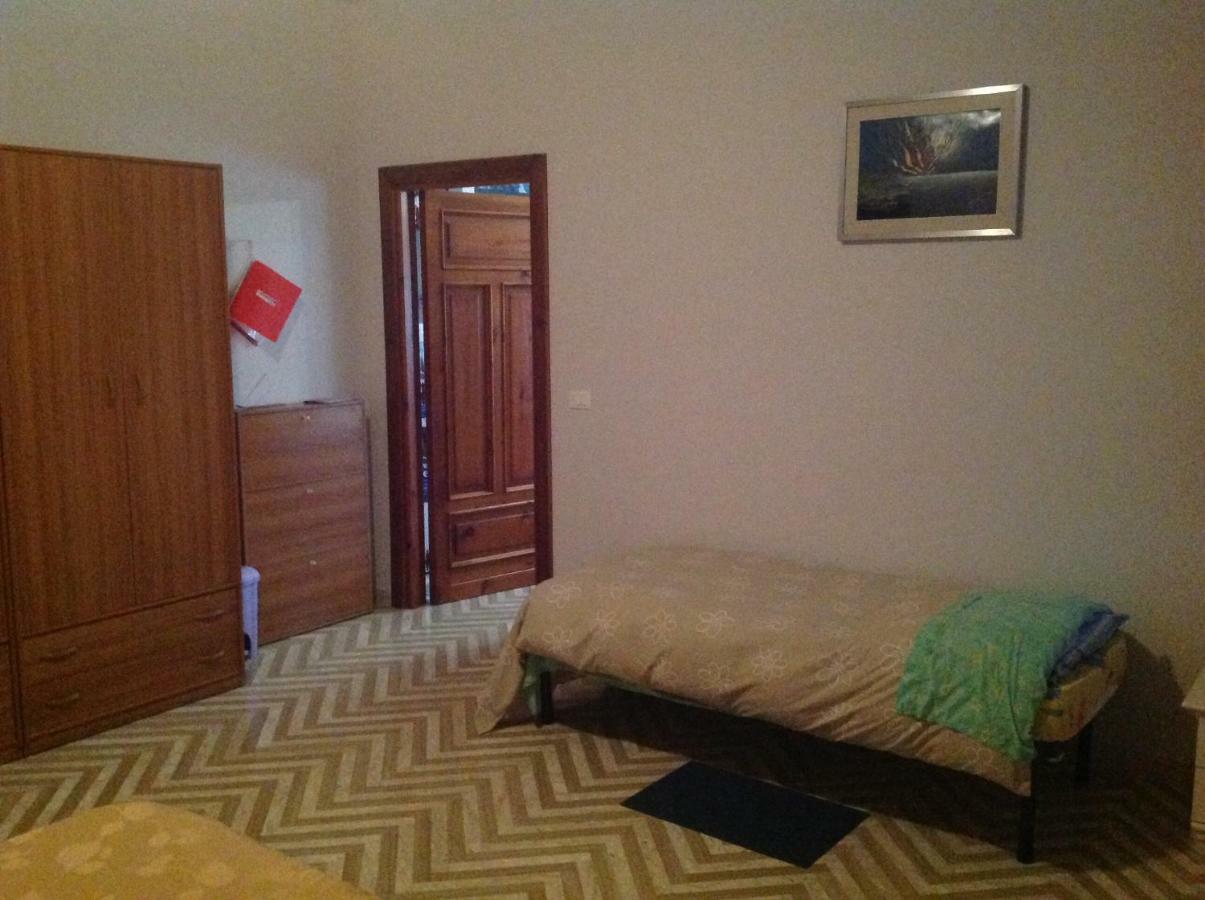 Bed & Breakfast Da Charlie 라킬라 외부 사진